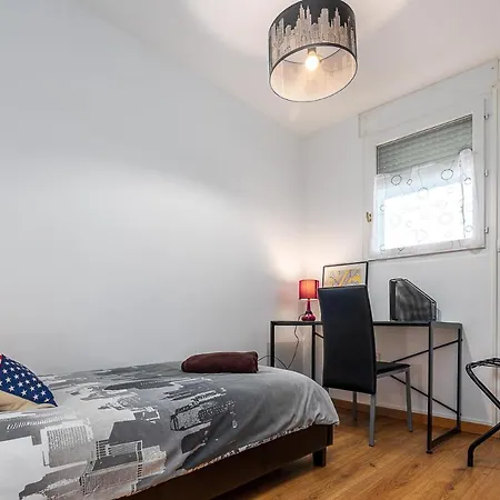 Paris Cdg : Duplex - 3 Bedrooms דירה
