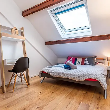 Paris Cdg : Duplex - 3 Bedrooms *