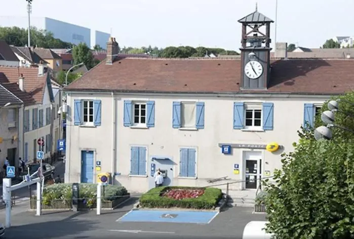 Paris Cdg : Duplex - 3 Bedrooms Apartment Roissy-en-France